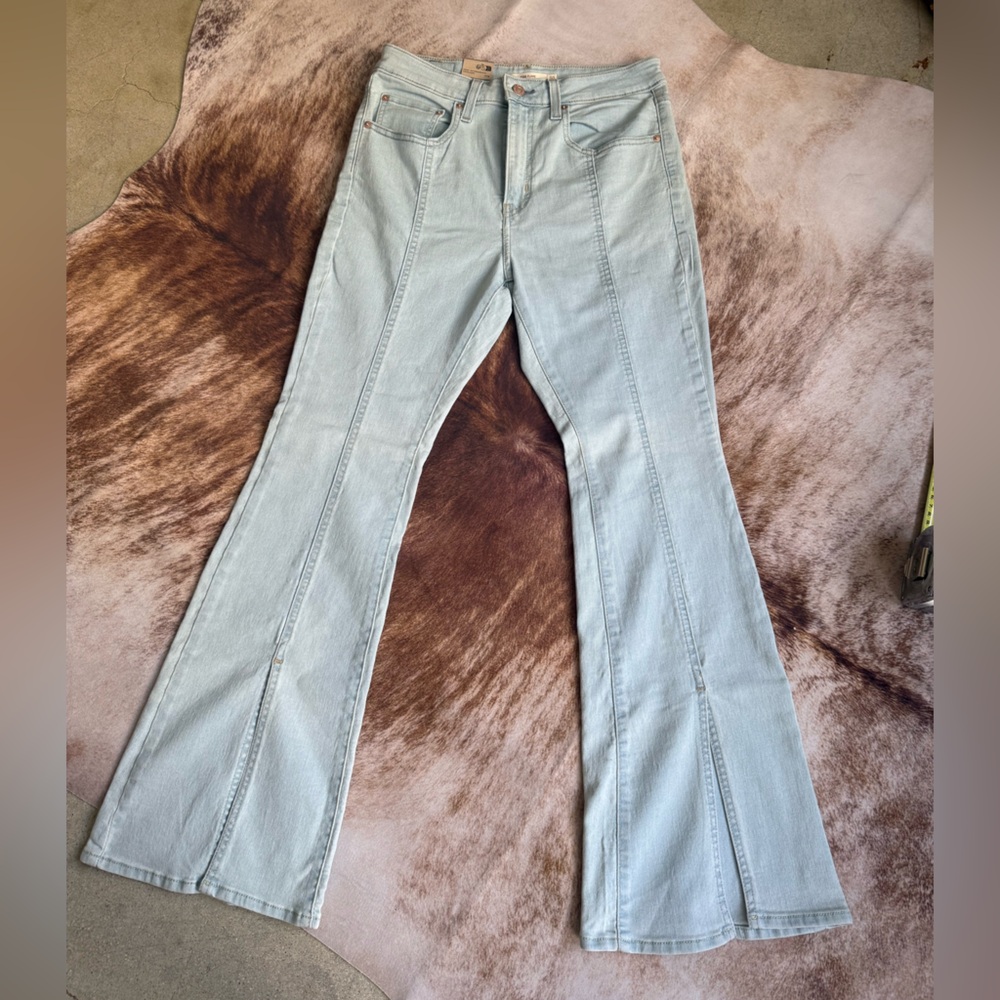 Levi's Light Blue Flared Women's Jeans